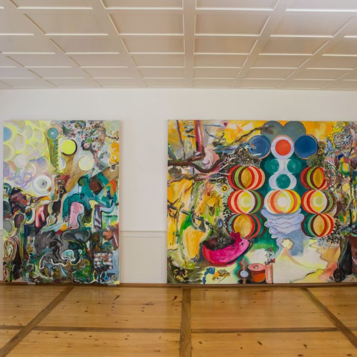 <p>Museum Bruder Klaus</p>

<p>Frisch gemalt</p>

<p>2014</p>

<p>Gruppenausstellung</p>

<p>mit Pia Fries, Thomas Muff, Maria Zgraggen</p>

<p>&nbsp;</p>

<p>Nichts, was die seltsam st&auml;rkeren, &auml;lteren Geschwister tun, scheint ungew&ouml;hnlich zu sein</p>

<p>220x 200cm, 220x 160cm; &Ouml;l auf Leinwand&nbsp;</p>

<p>&nbsp;</p>
